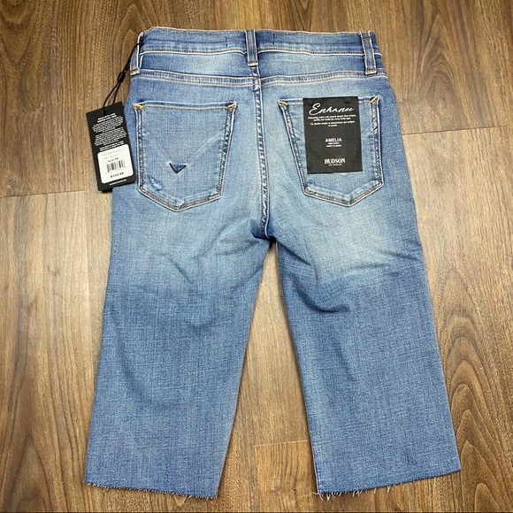 NWT! Hudson Amelia Knee Shorts Raw Hem Sz 24 - Picture 4 of 8